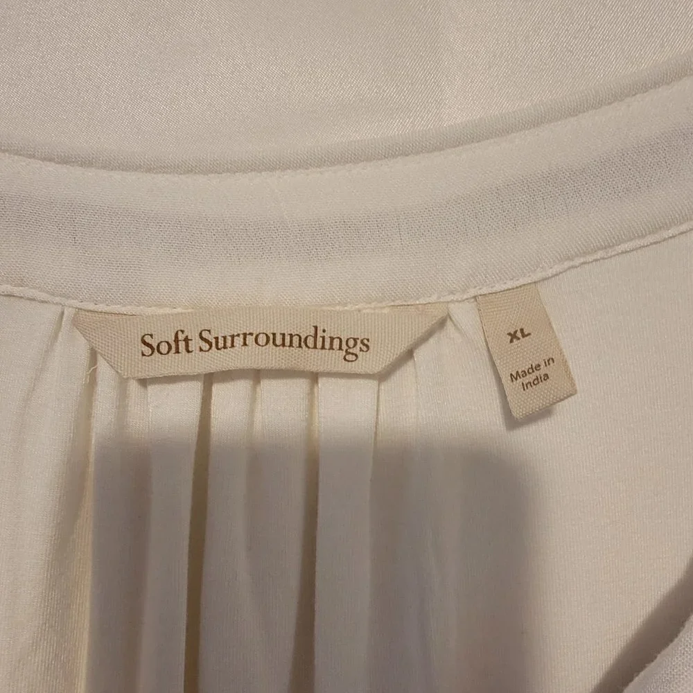 Soft Surroundings white gauze flowy tunic blouse - size XL - Picture 5 of 8